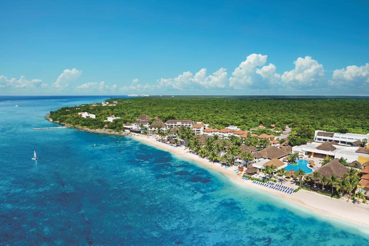 Sunscape Sabor Cozumel all-inclusive resort with beachfront pools, Caribbean views, and family-friendly atmosphere on Cozumel Island.